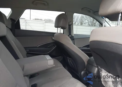 2017 Hyundai Santa Fe Se z USA, uszkodzony, nr VIN KM8SMDHF9HU216023